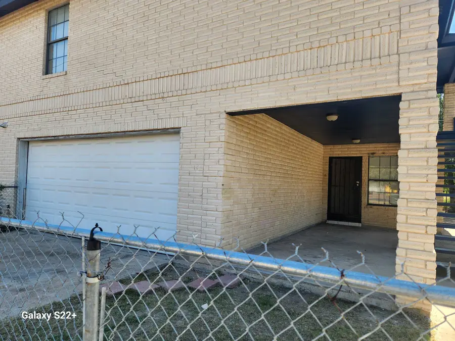 1420 Juarez Ave, Laredo, TX 78040 - Image #3