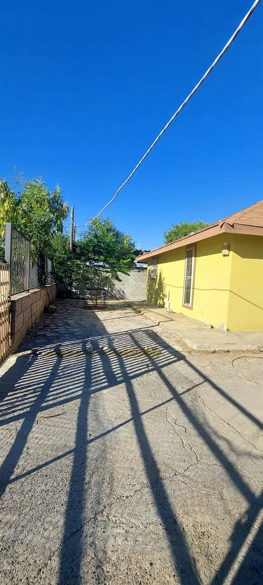 207 Arco Iris, Laredo, TX 78043 - Image #2