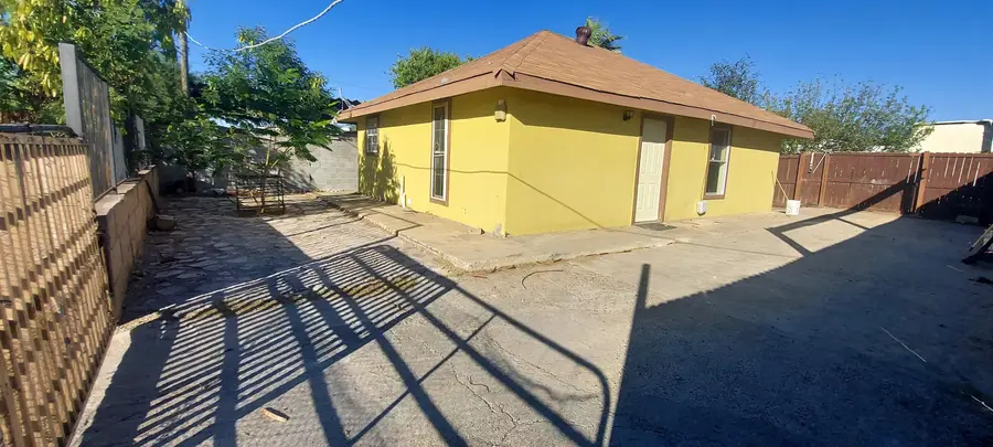 207 Arco Iris, Laredo, TX 78043 - Image #3