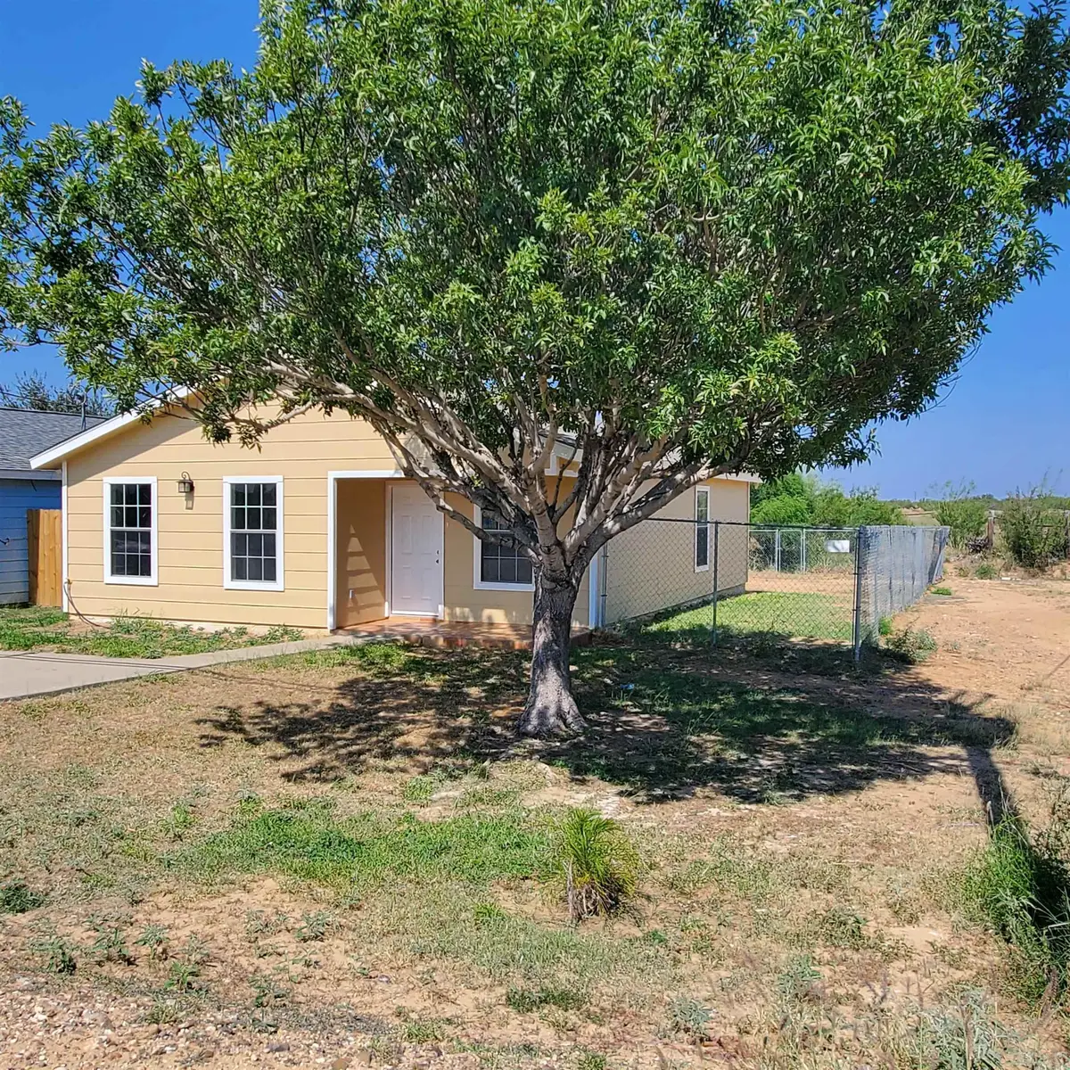 1206 Paseo De Danubio, Rio Bravo, TX 78046 - Image #1