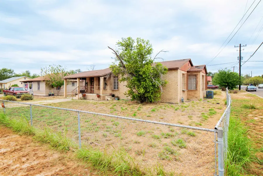 1820 Gustavus St, Laredo, TX 78043 - Image #3