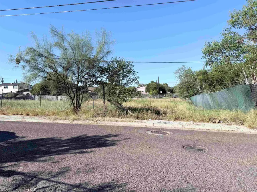 1902 Iturbide St, Laredo, TX 78040 - Image #3