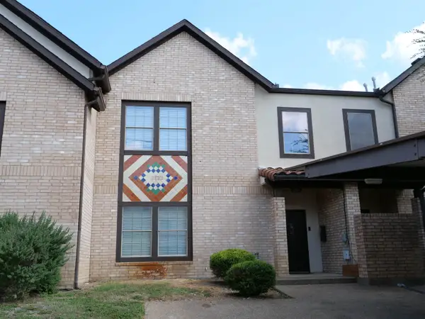 2445 Monarch Dr, Laredo, TX 78045-6428