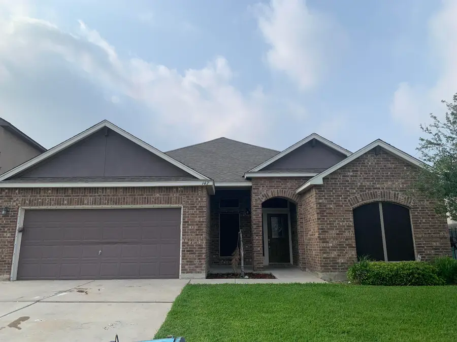 147 Pacifico Dr, Laredo, TX 78045 - Image #2