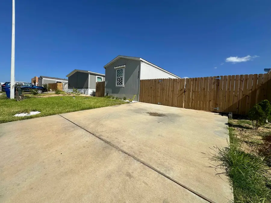 5133 Plasencia Ln., Laredo, TX 78046-0000 - Image #2