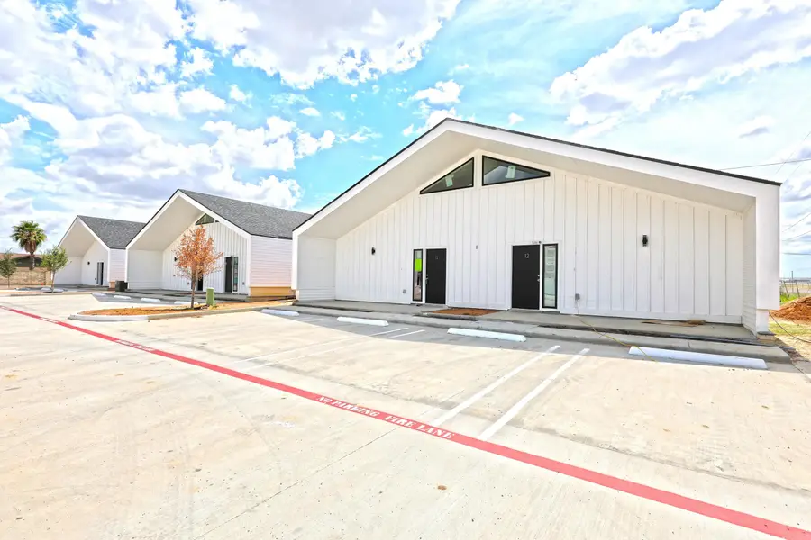 3911 Casa Blanca Lake Rd, Laredo, TX 78041 - Image #3