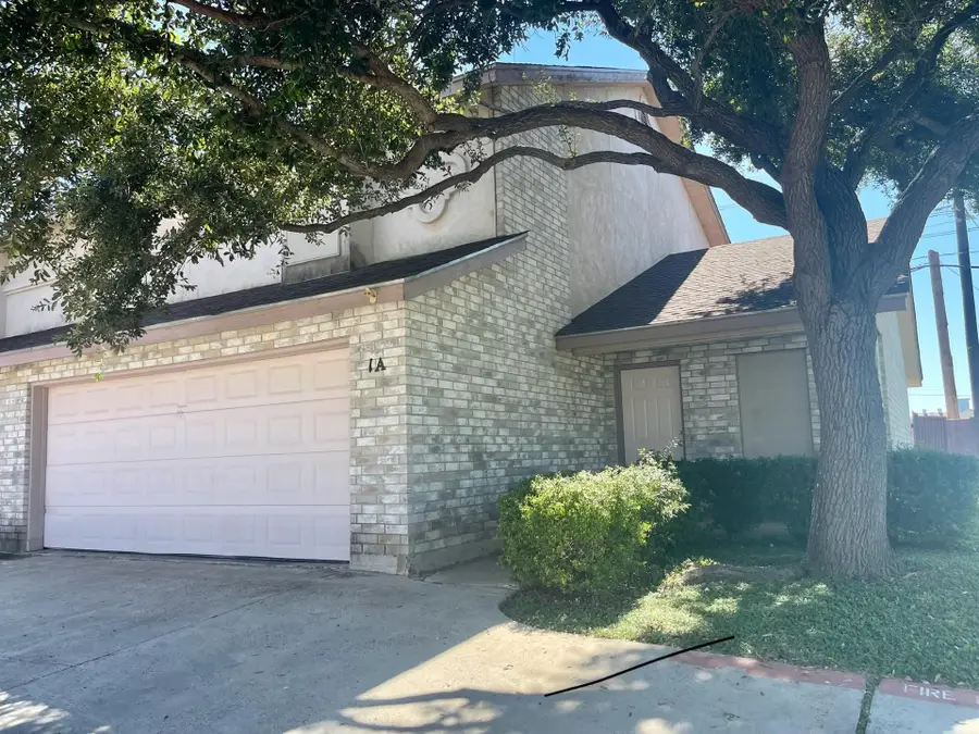 8801 McPherson Rd, Laredo, TX 78045 - Image #2