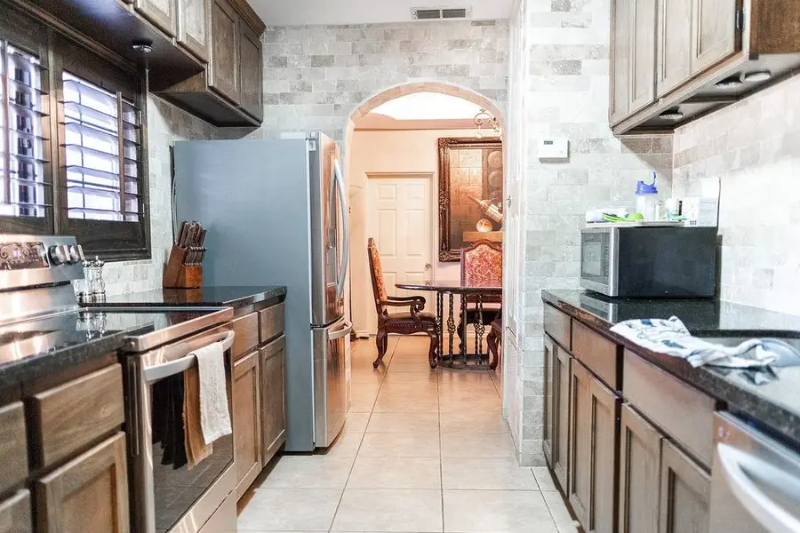 4320 Salinas Ave, Laredo, TX 78041 - Image #3