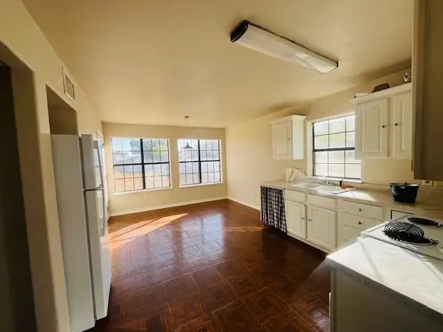 613 Galveston St, Laredo, TX 78040 - Image #3