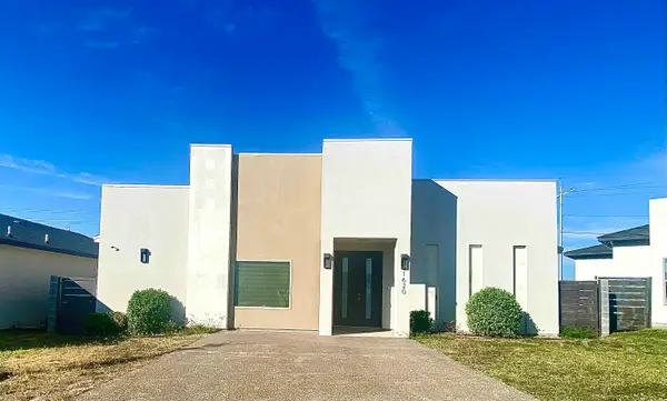 1620 Jerez Lp., Laredo, TX 78046-5268