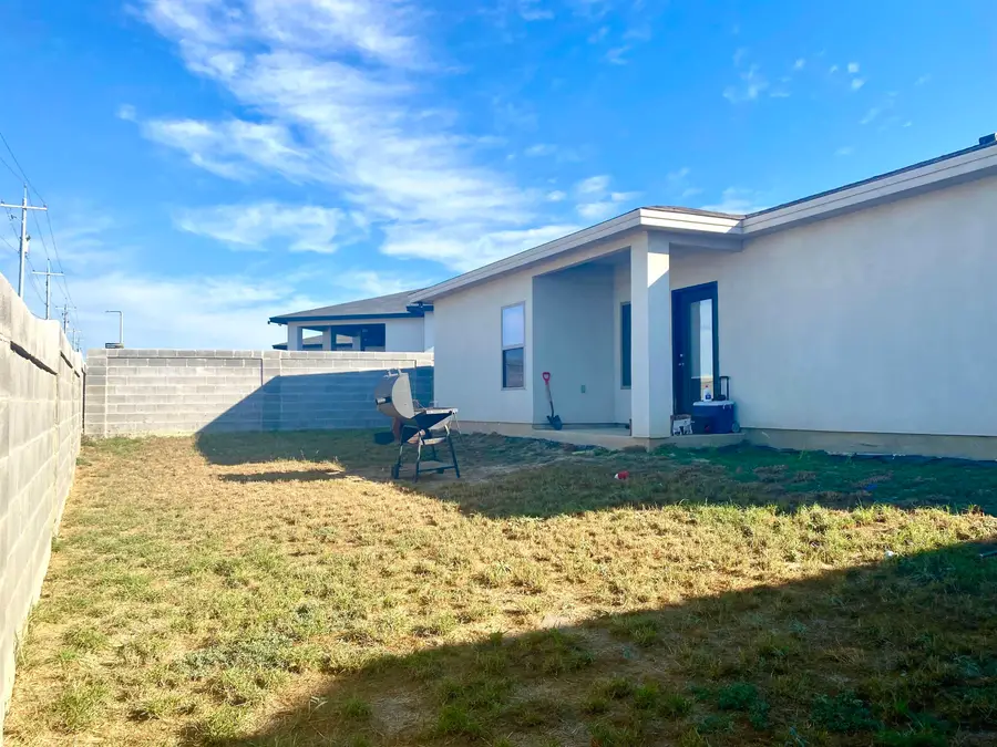 1620 Jerez Lp., Laredo, TX 78046-5268 - Image #2