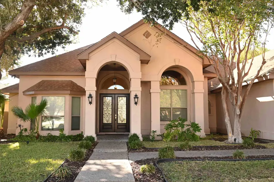 3134 Homer Dr, Laredo, TX 78041 - Image #2