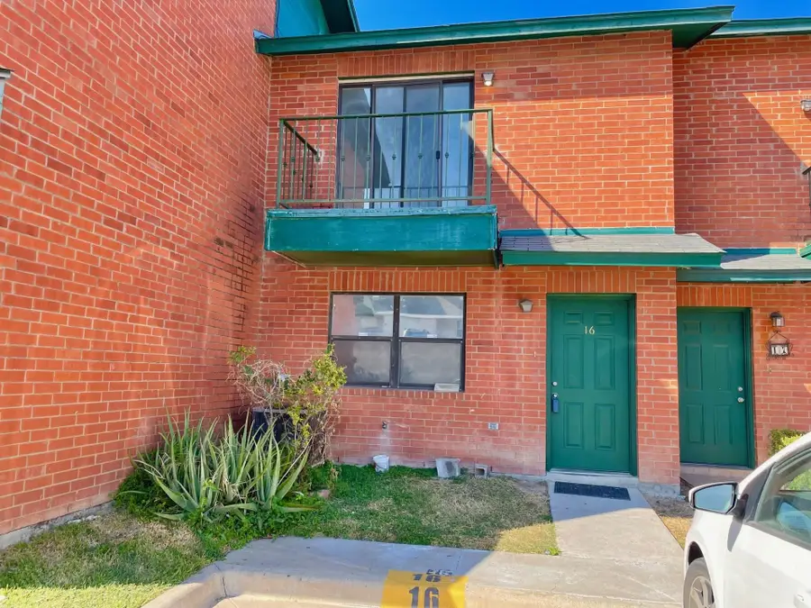 8915 McPherson Rd, Laredo, TX 78045 - Image #2