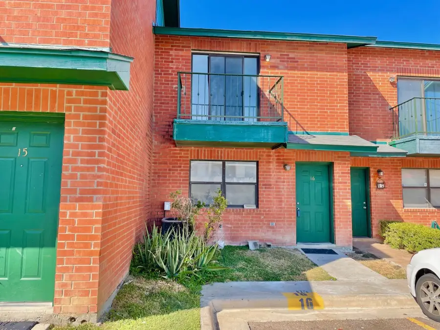 8915 McPherson Rd, Laredo, TX 78045 - Image #3