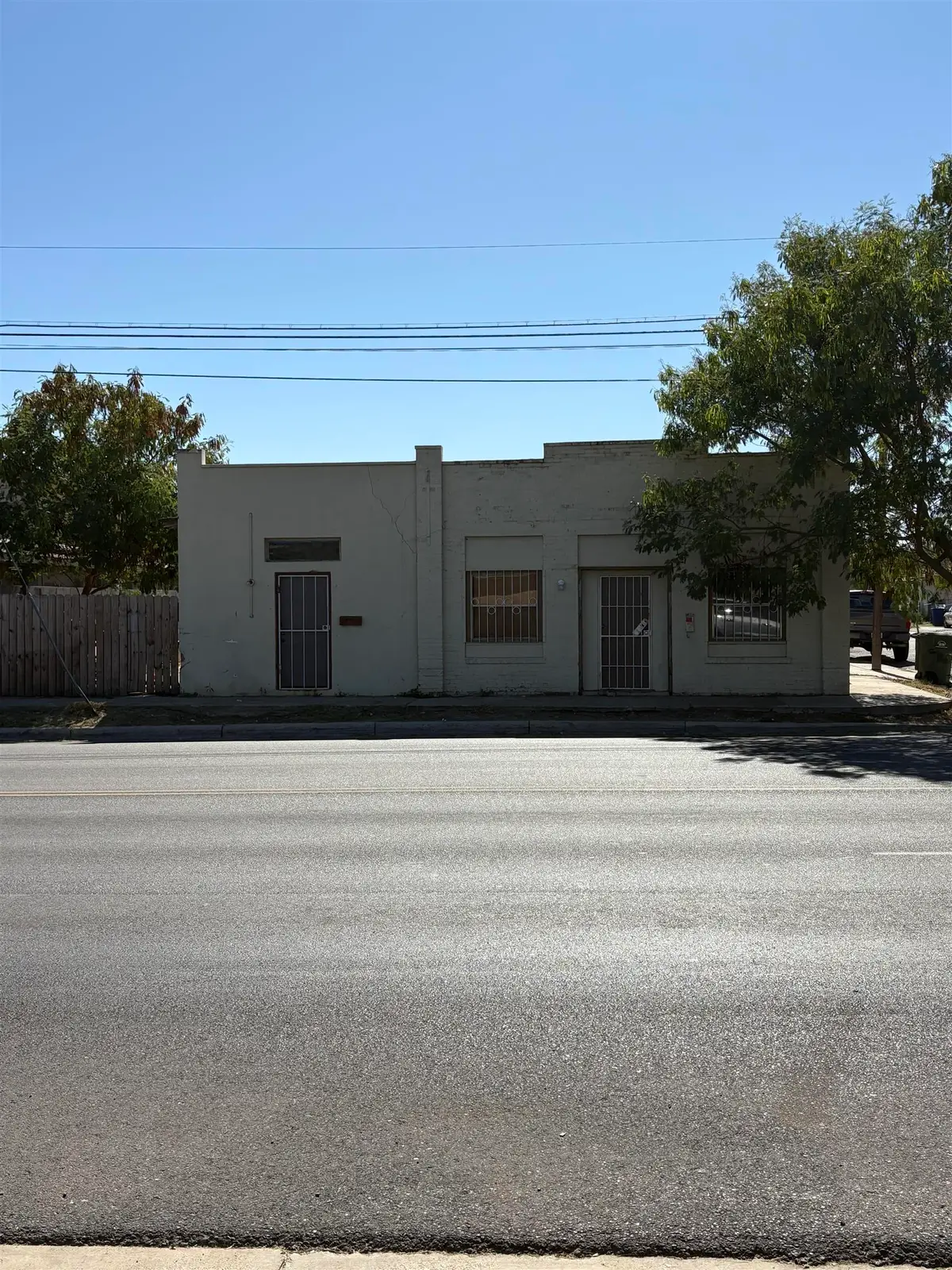 419 Park St, Laredo, TX 78050 - Image #1
