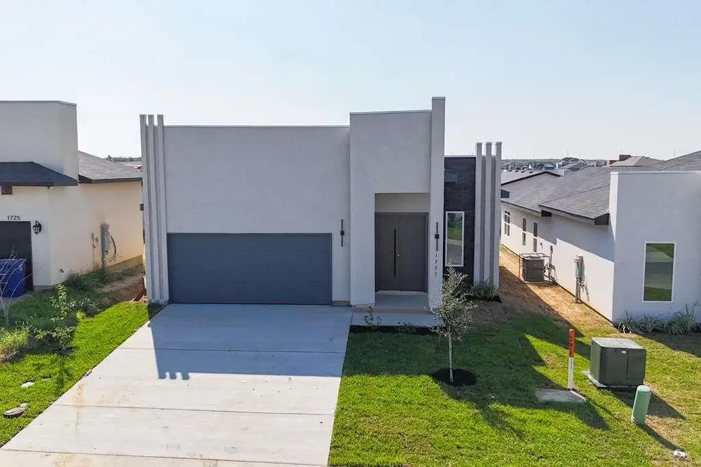 1723 Cordova Dr., Laredo, TX 78046 - Image #1