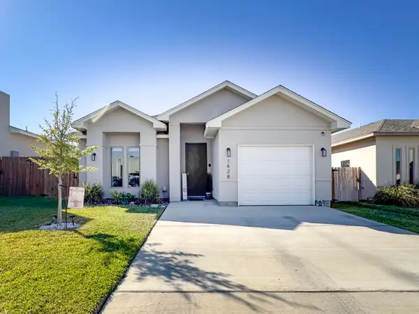 1428 Los Estribos Dr., Laredo, TX 78046