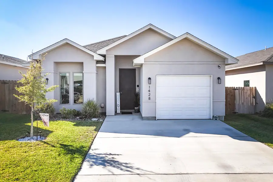 1428 Los Estribos Dr., Laredo, TX 78046 - Image #2