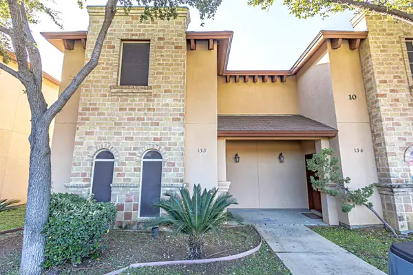 10706 International Blvd, Laredo, TX 78045