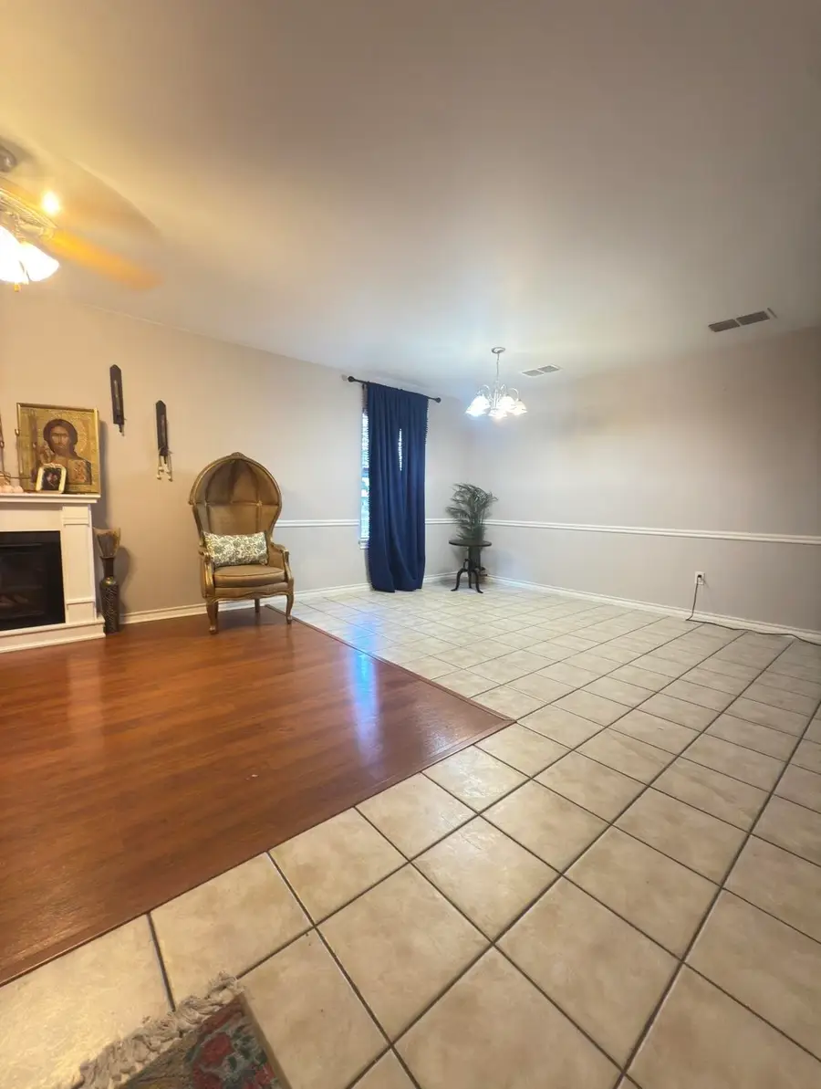 2820 Centenario Dr, Laredo, TX 78045 - Image #3