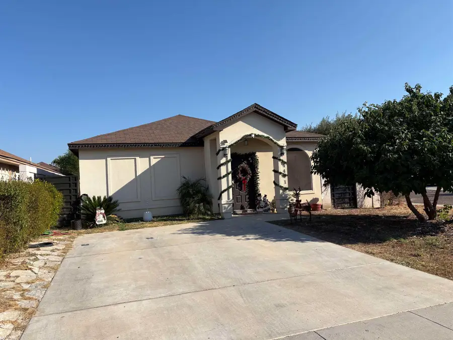 4401 Wild Flower Ave, Laredo, TX 78045 - Image #2