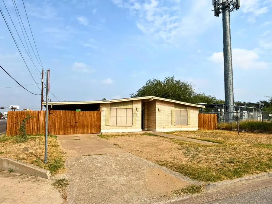 1202 San Carlos St, Laredo, TX 78041 - Image #2