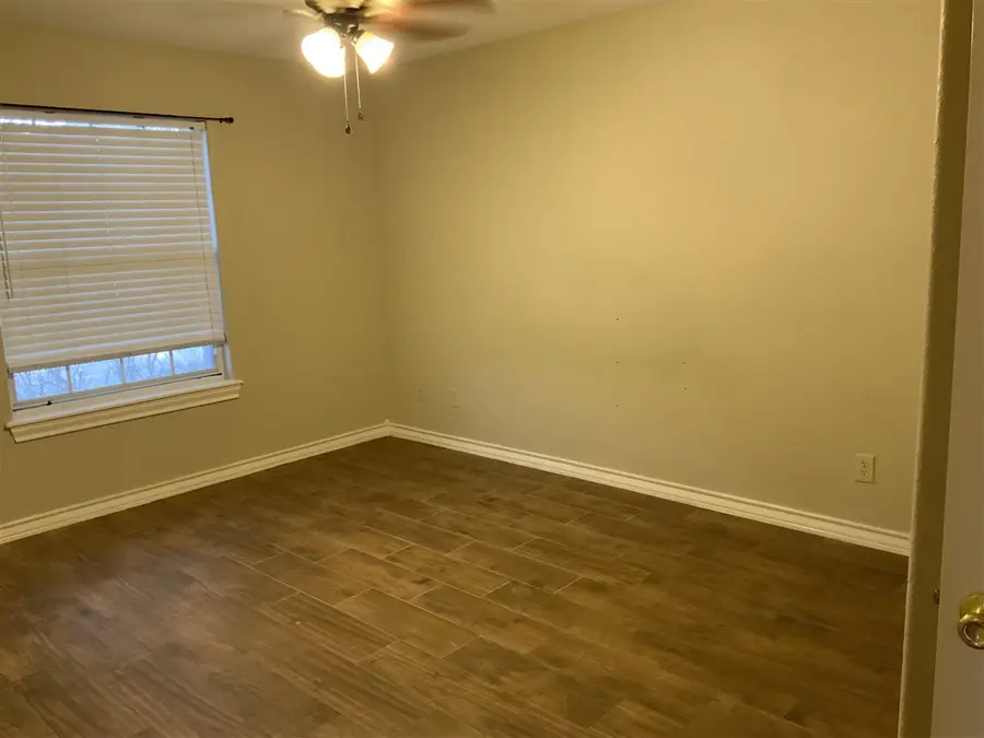 2630 Comal Lp, Laredo, TX 78046-6964 - Image #3