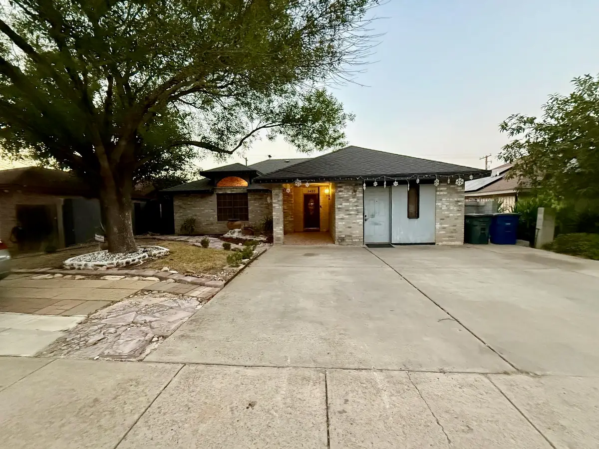 1420 Longhorn Dr, Laredo, TX 78045 - Image #1