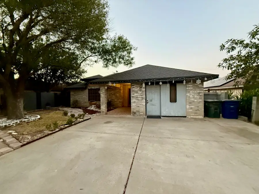 1420 Longhorn Dr, Laredo, TX 78045 - Image #3