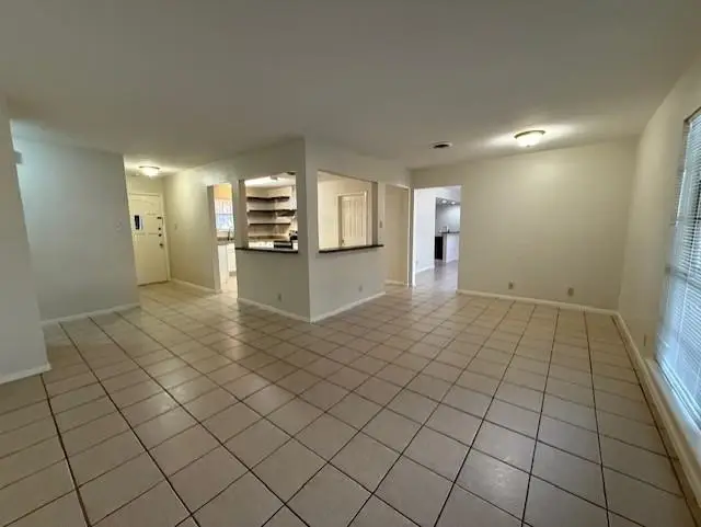 507 Beverly Dr, Laredo, TX 78045 - Image #3