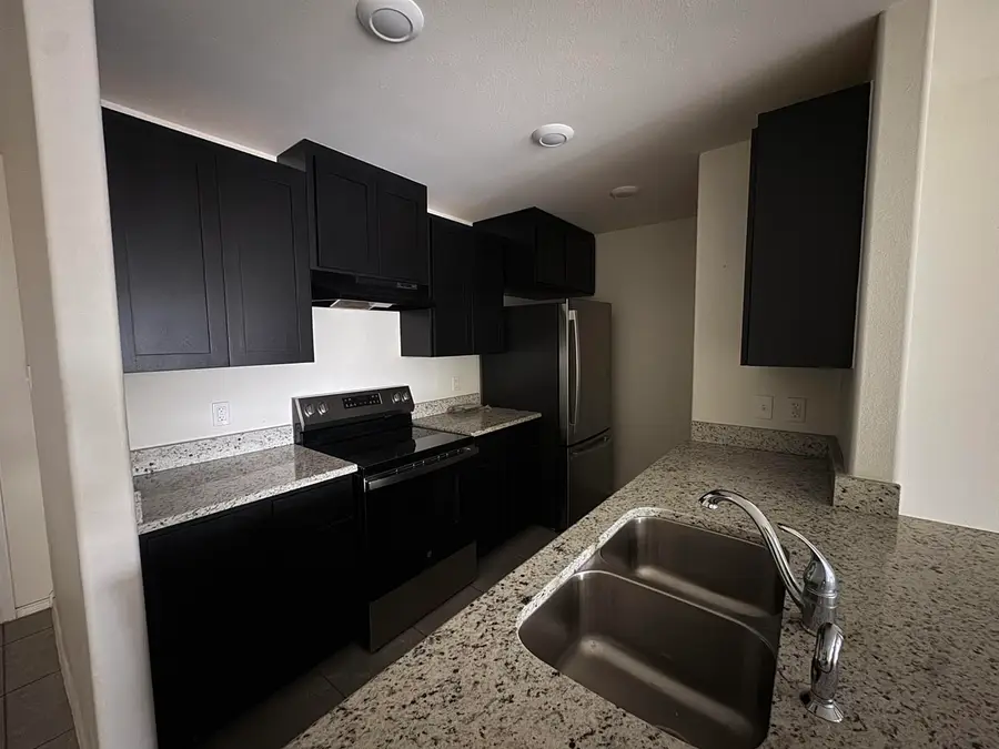 1828 Port Louisiana Dr, Laredo, TX 78046 - Image #2