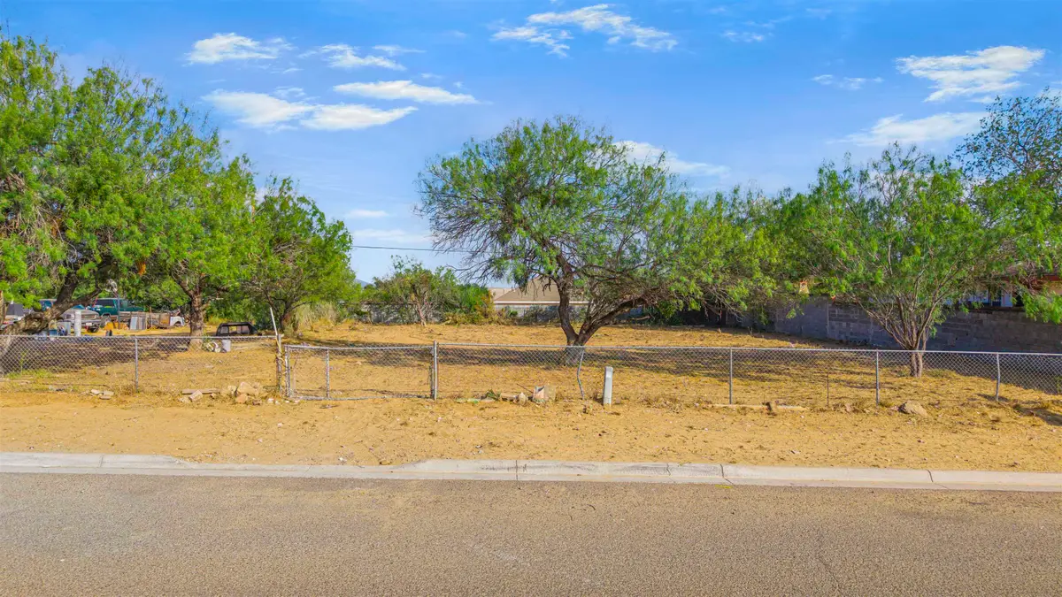 123 Coronado Ave, Laredo, TX 78043 - Image #1