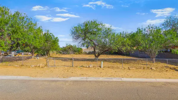 123 Coronado Ave, Laredo, TX 78043