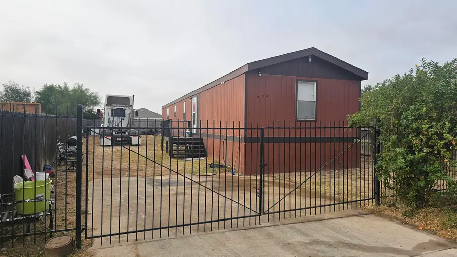 639 Buckwheat Dr, Laredo, TX 78046 - Image #2