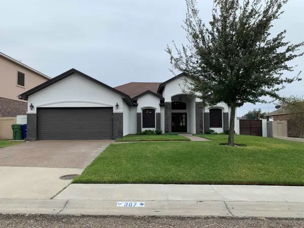307 Michoacan Loop, Laredo, TX 78045