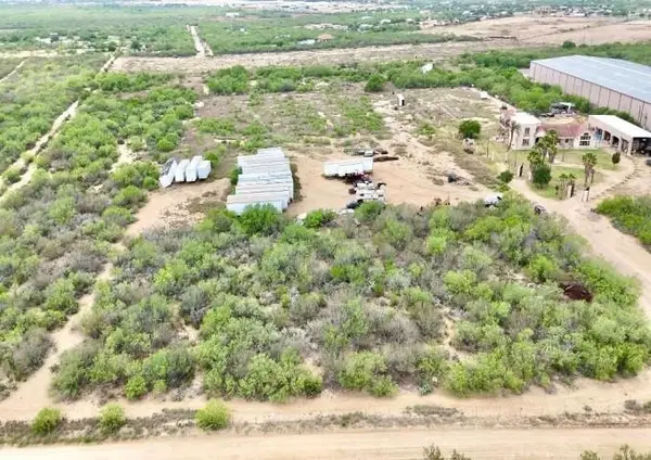 425 N Webb Rd, Laredo, TX 78045