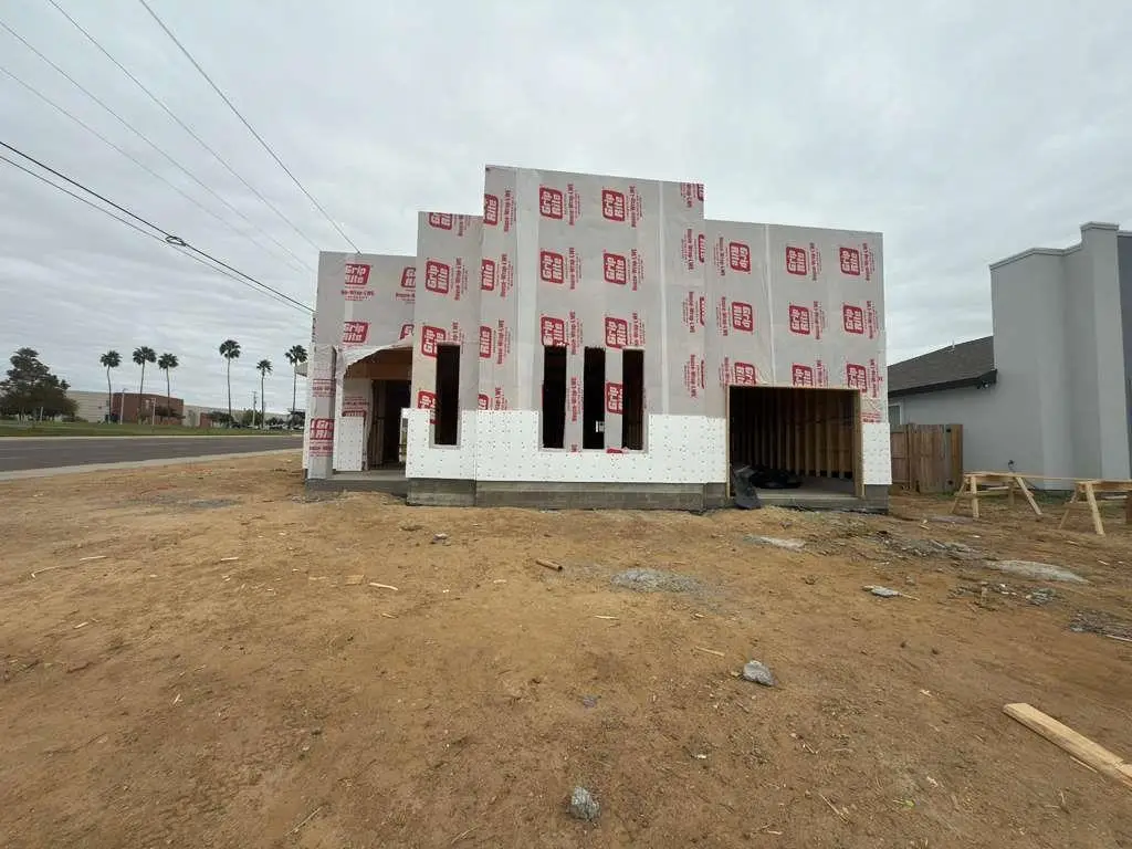 5501 Eva Ct., Laredo, TX 78046 - Image #1