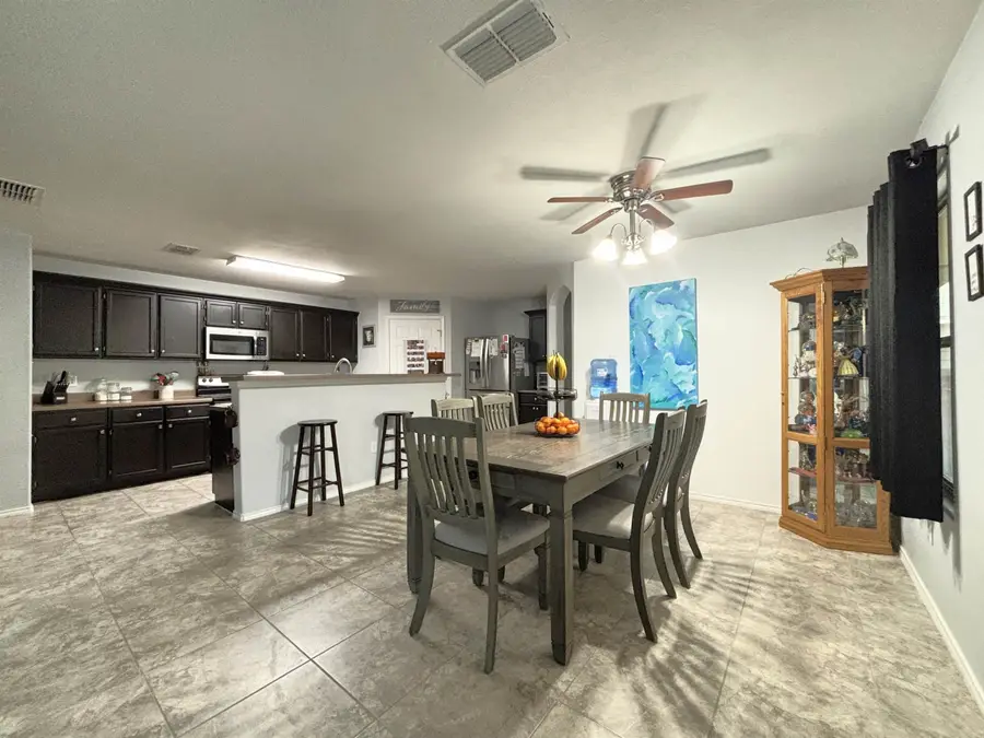 405 Almeja Dr, Laredo, TX 78043 - #3