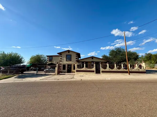 1820 Ireland St, Laredo, TX 78046