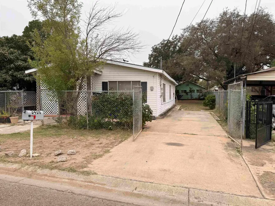 3406 Juarez Ave, Laredo, TX 78040 - Image #3