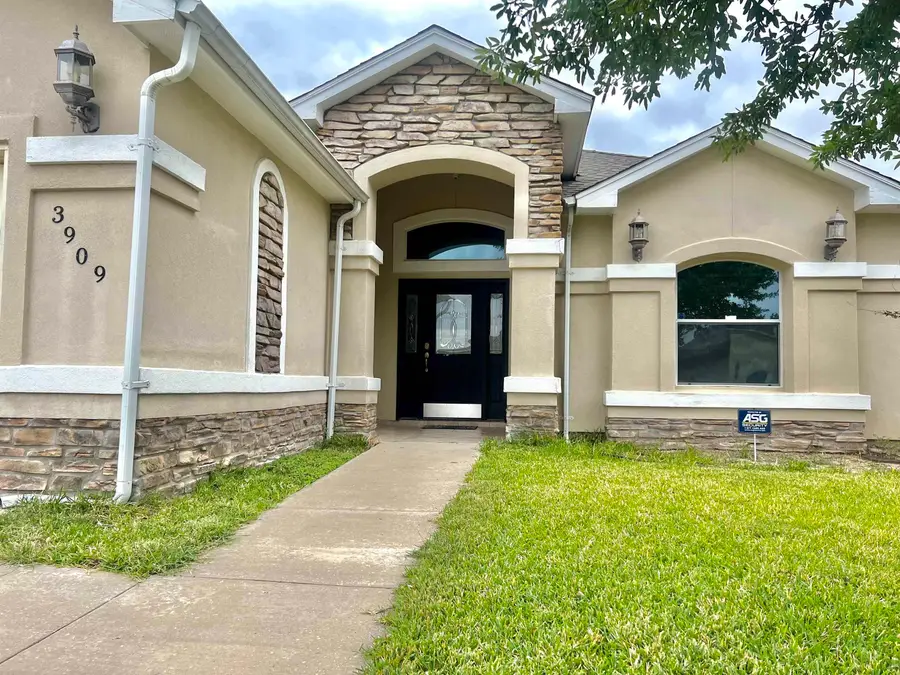 3909 Aidin St, Laredo, TX 78045 - Image #2