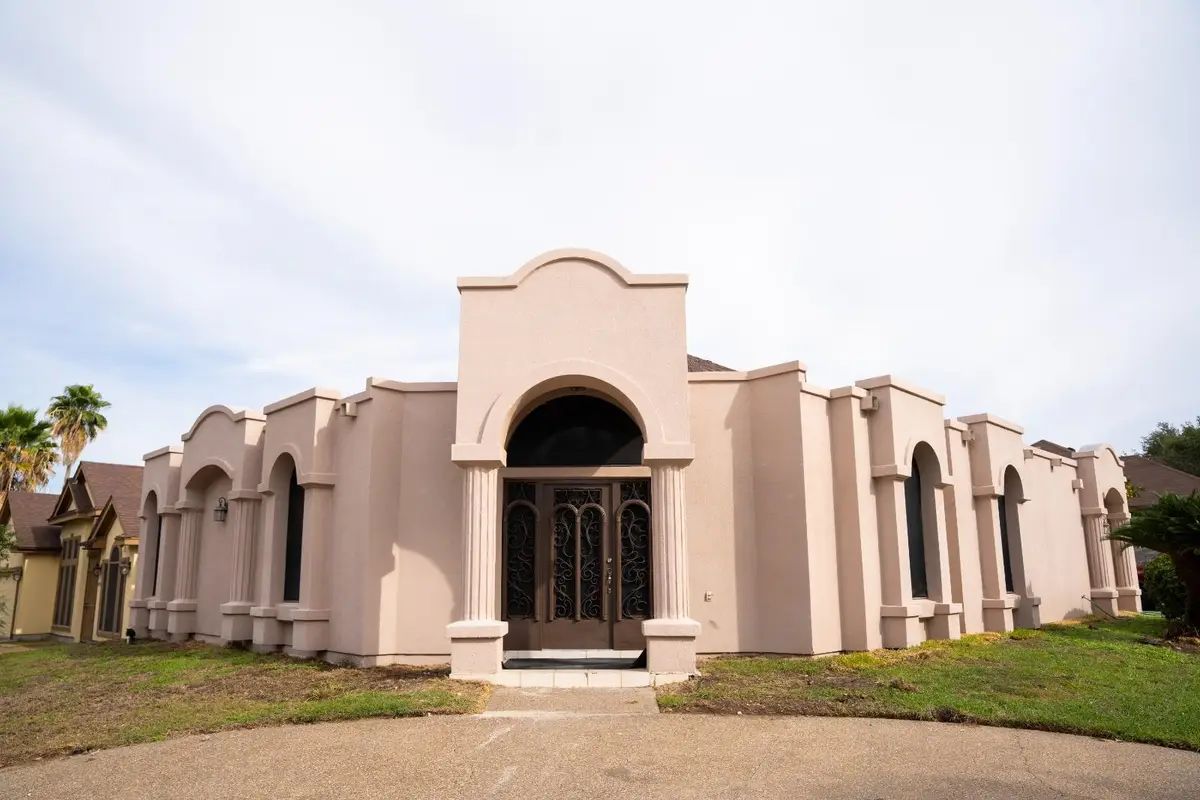 8801 Justice Dr, Laredo, TX 78045 - Image #1