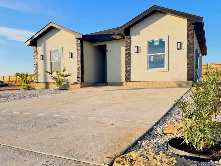 110 Mi Ranchito St., Laredo, TX 78046 - Image #2