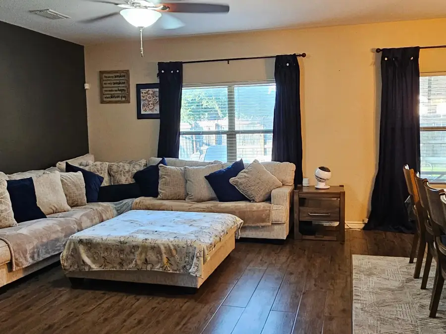 11317 Kirby Dr, Laredo, TX 78045-5003 - Image #3