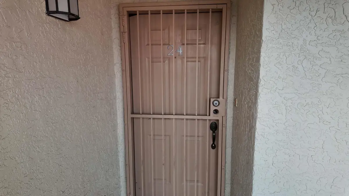 1401 Gustavus St, Laredo, TX 78040 - Image #1