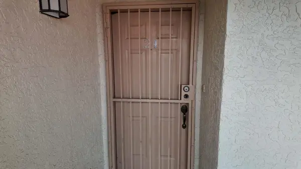 1401 Gustavus St, Laredo, TX 78040