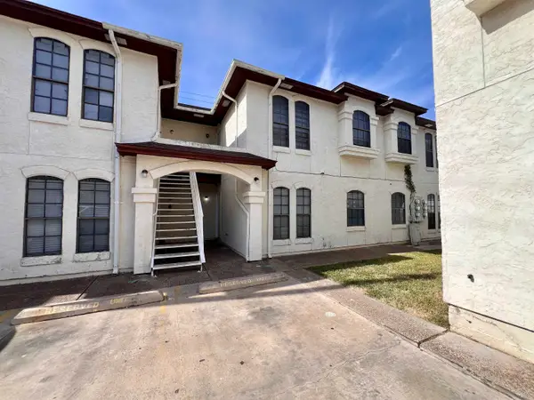 104 Belaire Dr, LAREDO, TX 78041