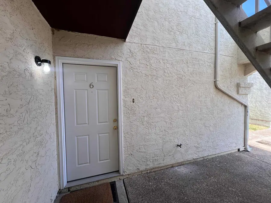 104 Belaire Dr, Laredo, TX 78041 - Image #3