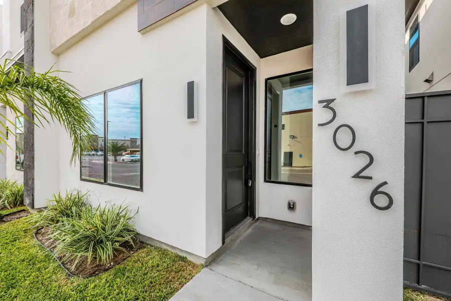 8218 Casa Verde Rd, Laredo, TX 78041 - Image #3