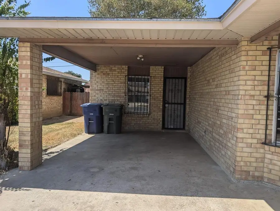 4710 Pita Dr, Laredo, TX 78041-4920 - Image #2